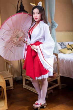 向她逆光而来 电视剧